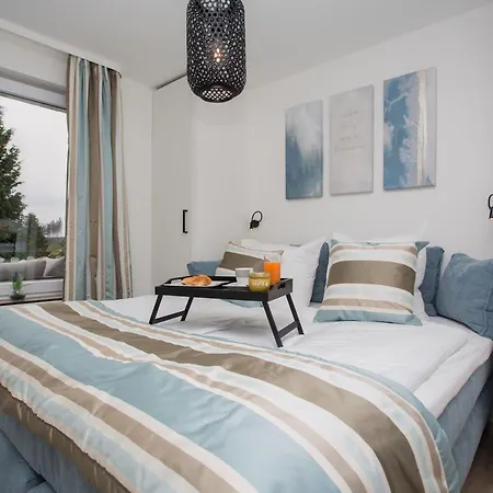 Schoene Aussicht Mit Massagesessel, Infrarotpanel, Panoramablick, Balkon Apartment *